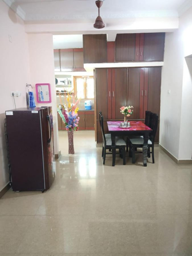 SLS Homestay: Luxury AC Apartments Near Tirumala with Modern Amenities Tirupati Exterior photo