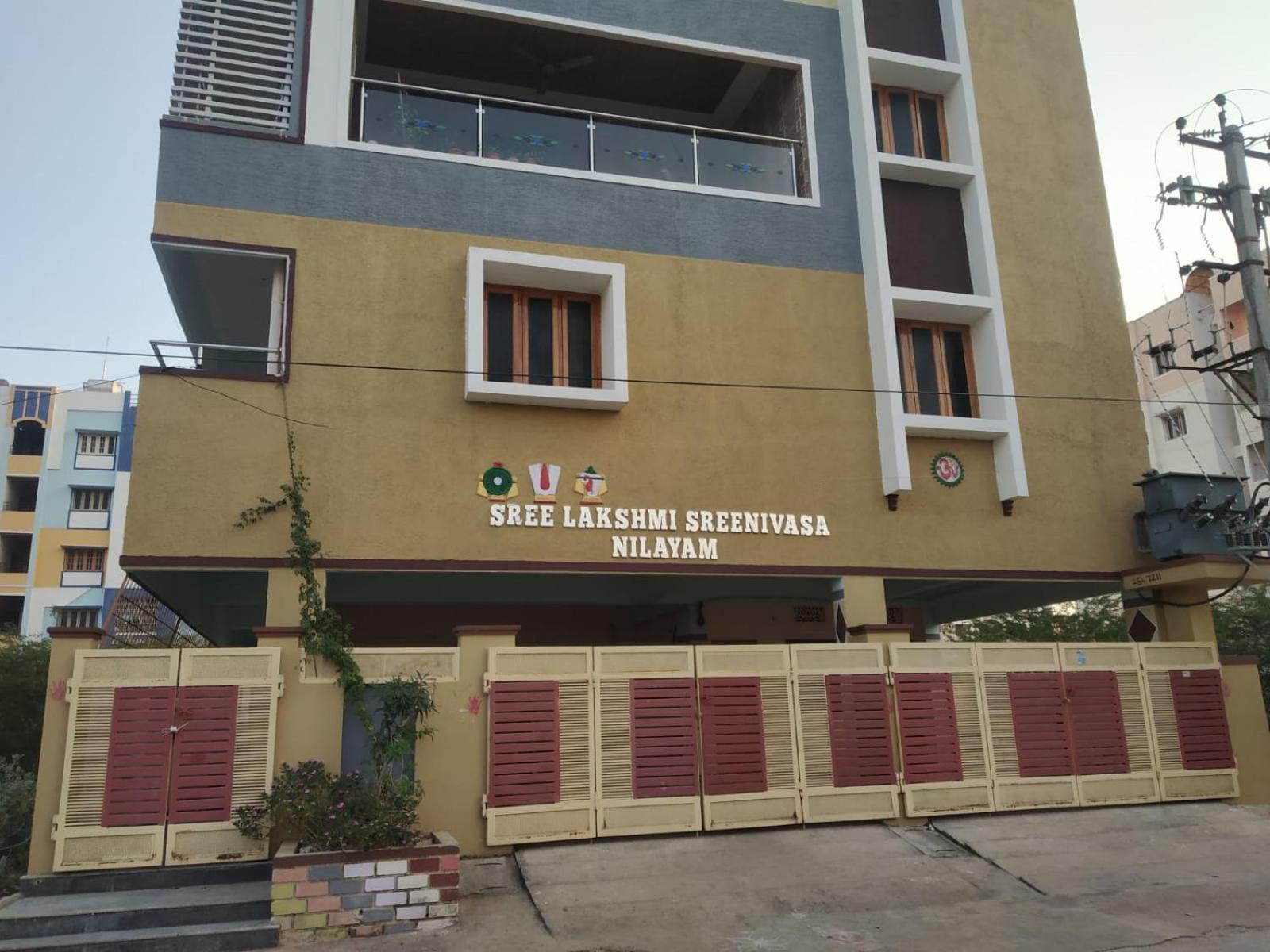 SLS Homestay: Luxury AC Apartments Near Tirumala with Modern Amenities Tirupati Exterior photo