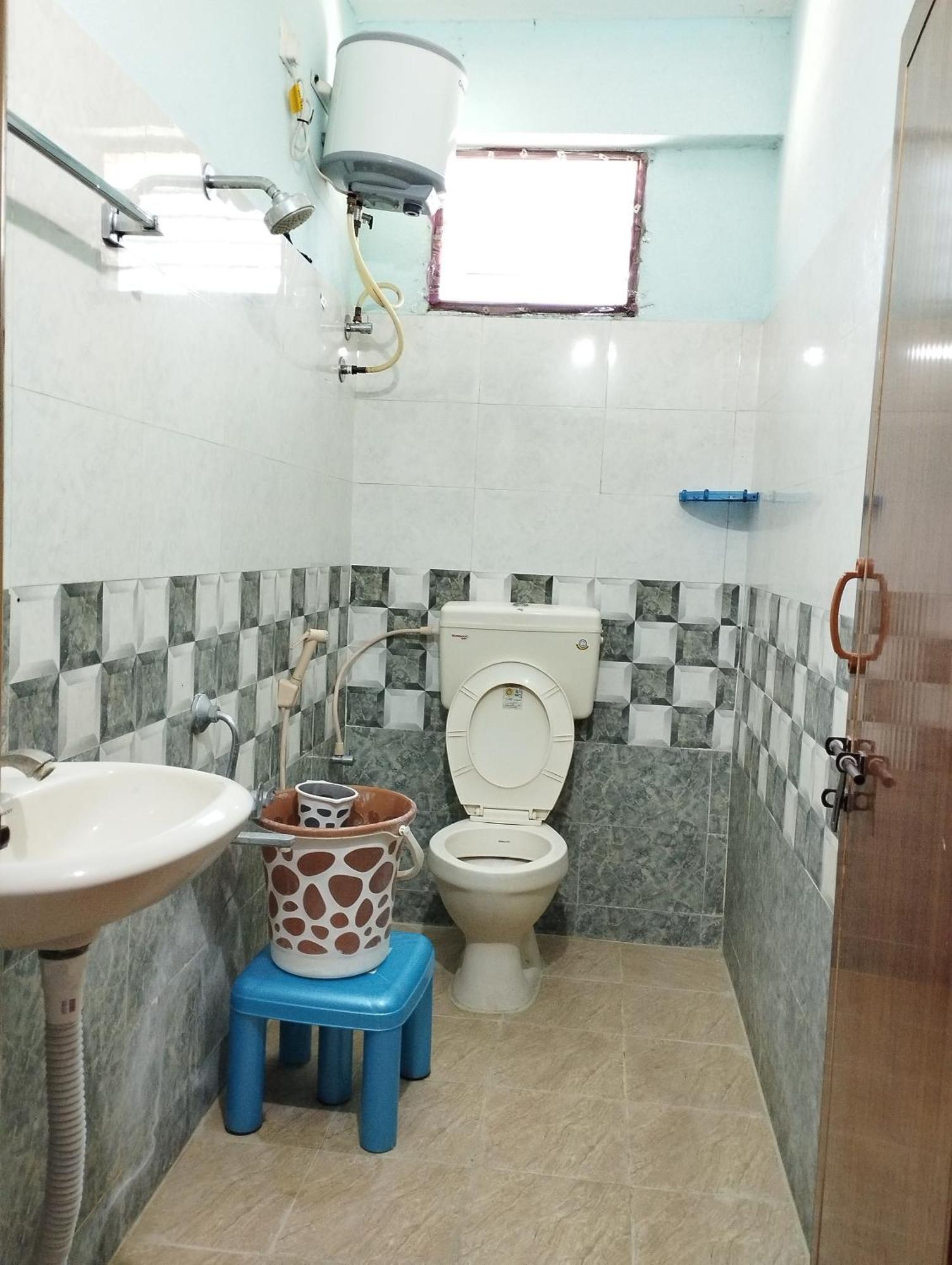 SLS Homestay: Luxury AC Apartments Near Tirumala with Modern Amenities Tirupati Exterior photo